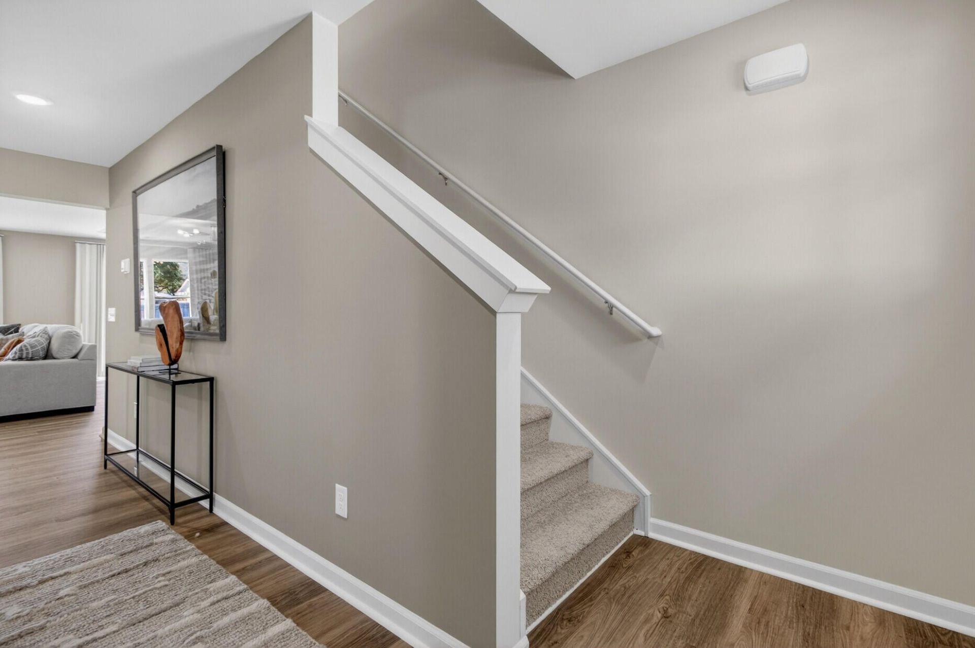 7079 Windham Way Photo 9