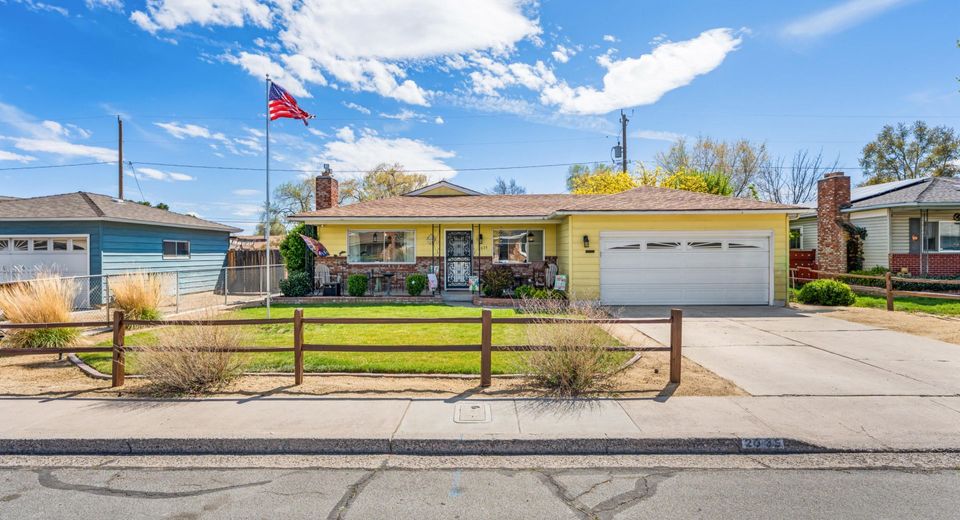 2035 K Street, Sparks, NV 89431 Photo