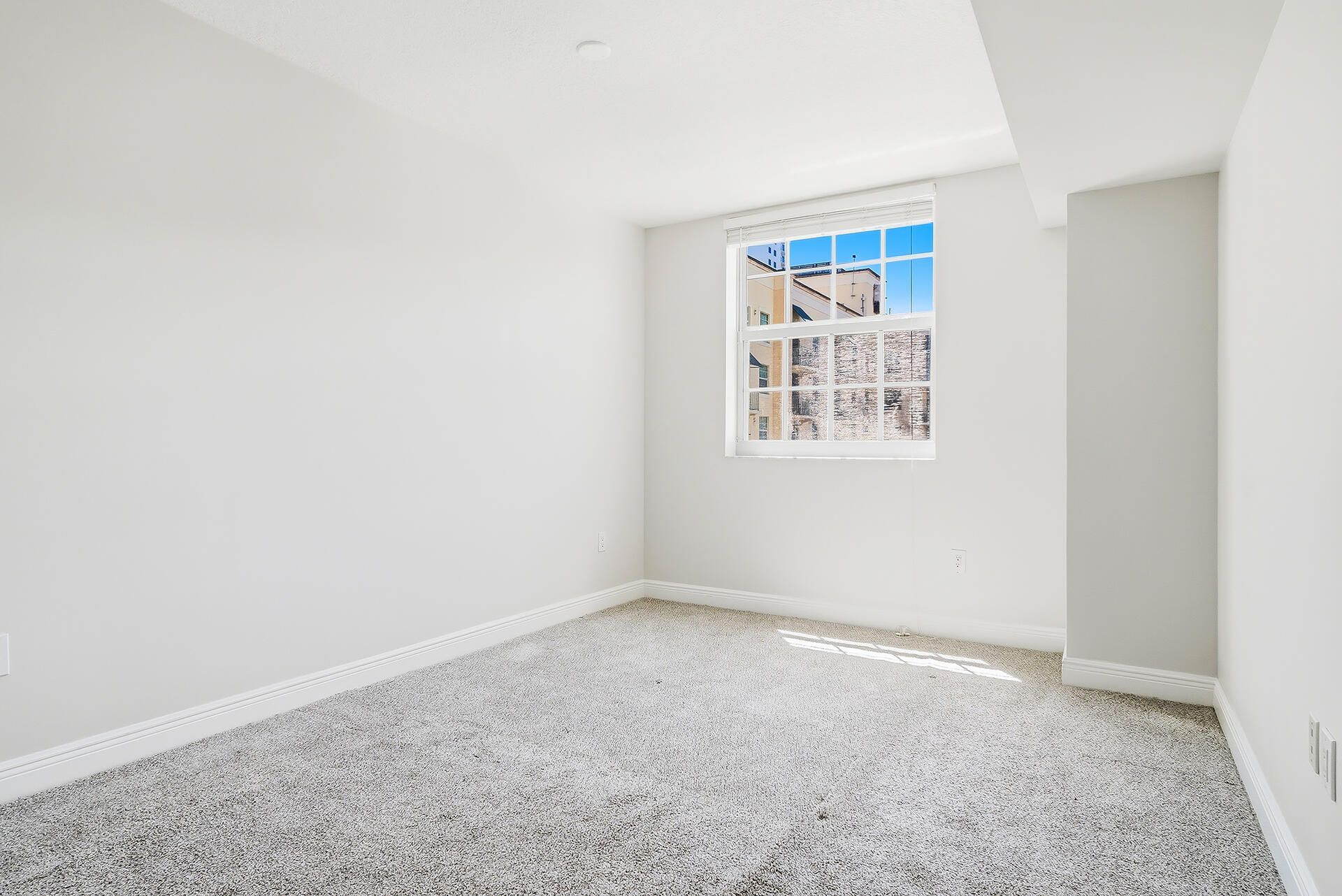 610 Clematis Street, Unit 609, West Palm Beach, FL 33401 Photo