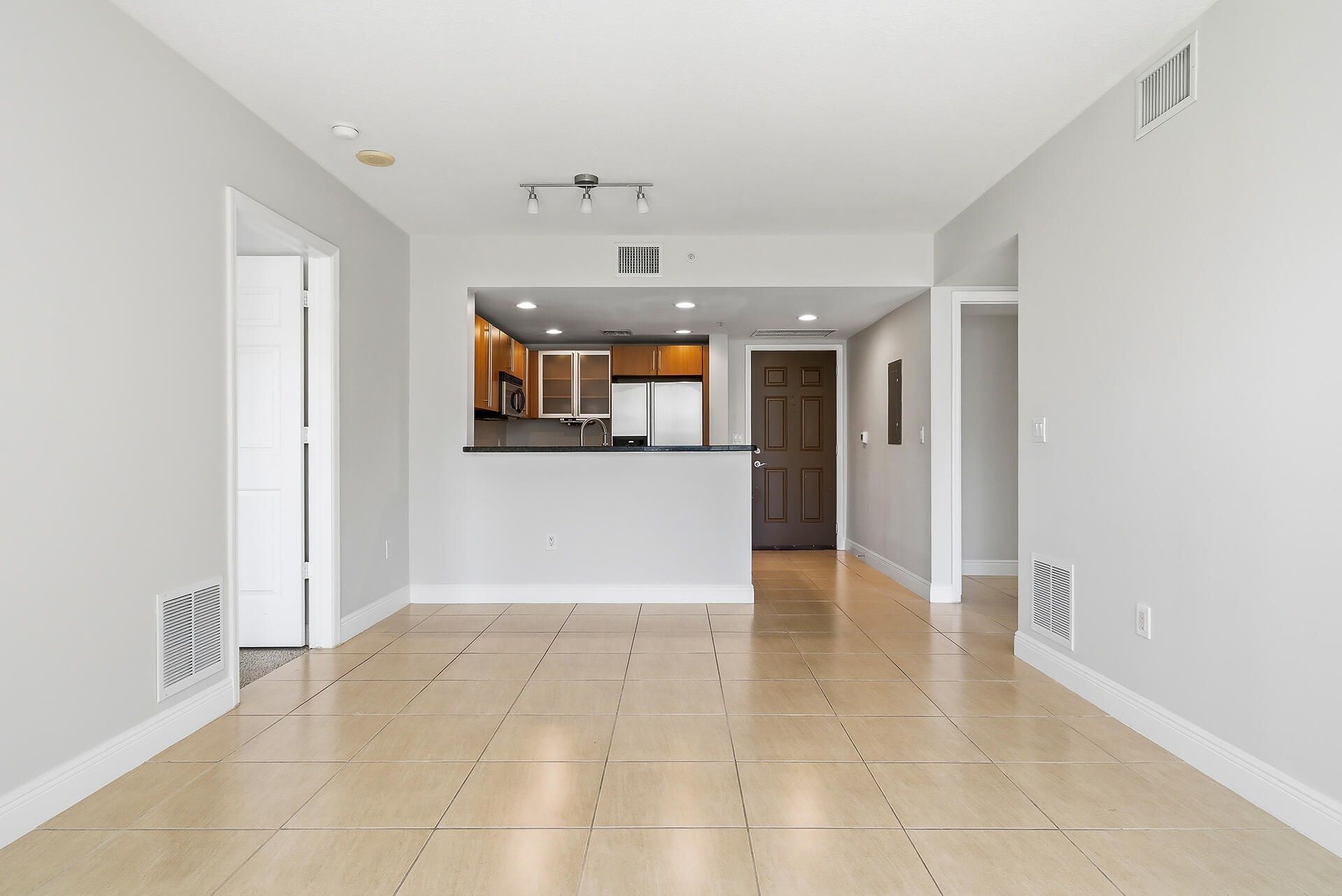 610 Clematis Street, Unit 609, West Palm Beach, FL 33401 Photo