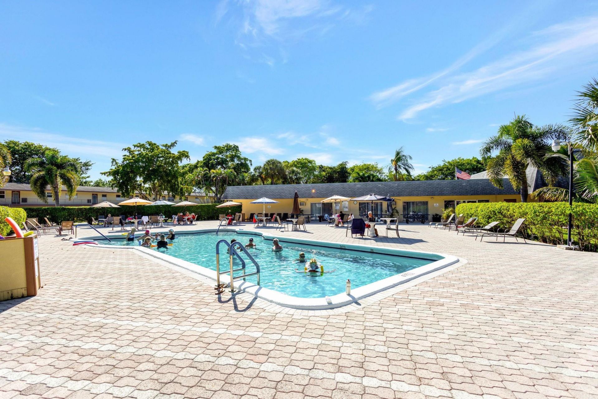 7290 NW 1st Street, Unit 205, Margate, FL 33063 Photo