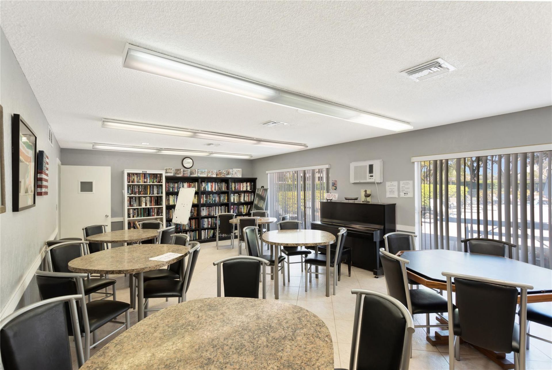 7290 NW 1st Street, Unit 205, Margate, FL 33063 Photo