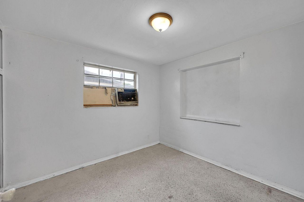 1645 W 31st Street, Riviera Beach, FL 33404 Photo