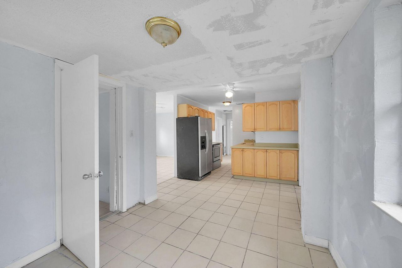 1645 W 31st Street, Riviera Beach, FL 33404 Photo