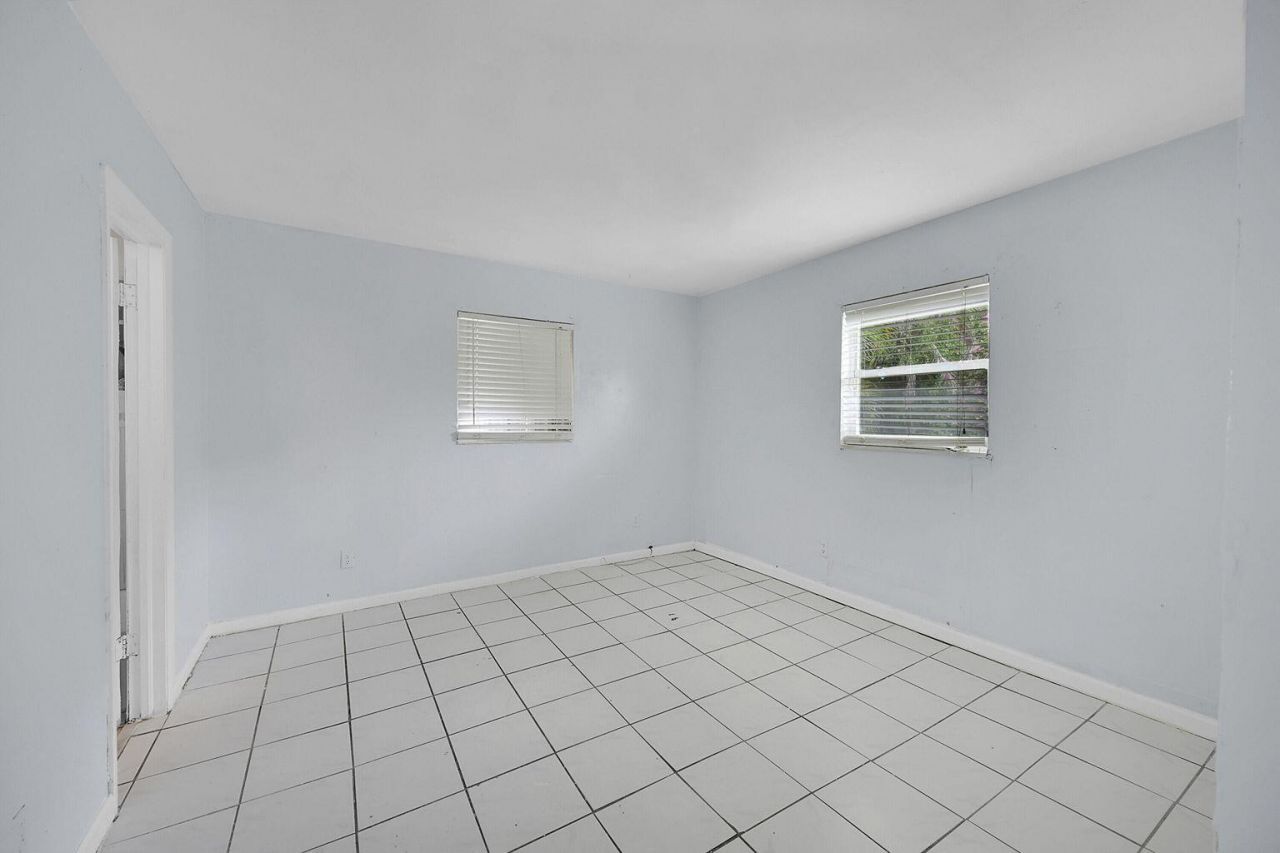 1645 W 31st Street, Riviera Beach, FL 33404 Photo