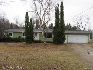 6781 Rhodes Road, Roscommon Twp, MI 48629