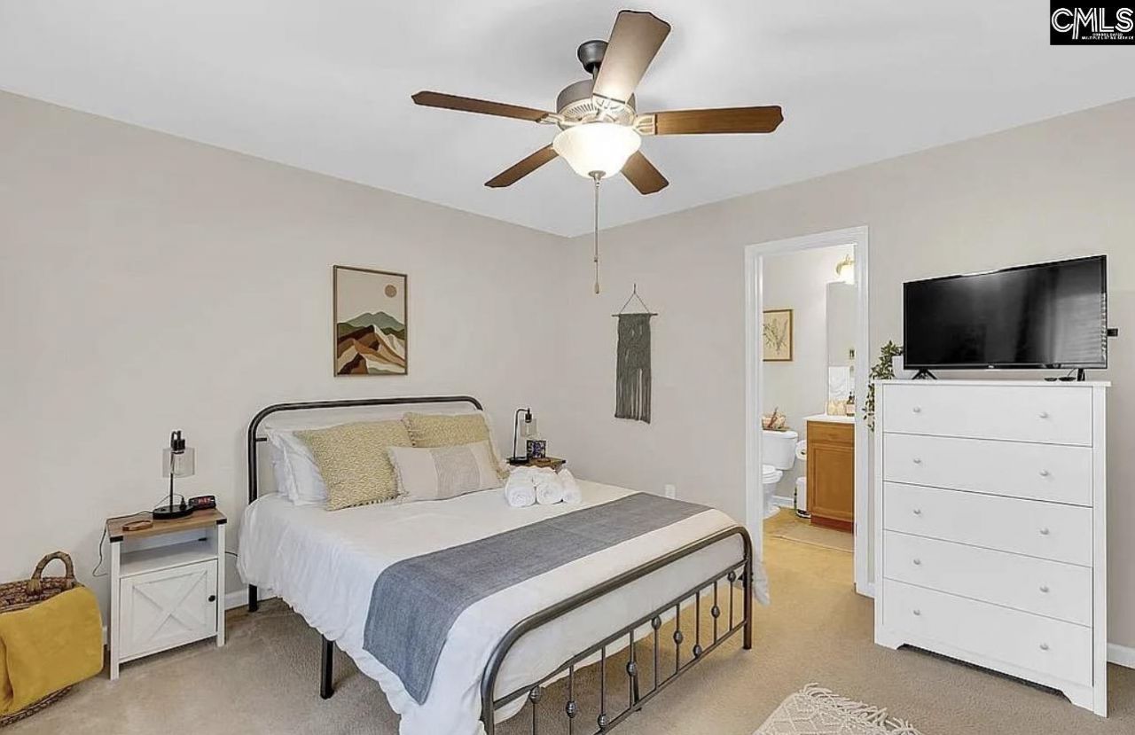 107 Arsenal Academy Place Photo 13