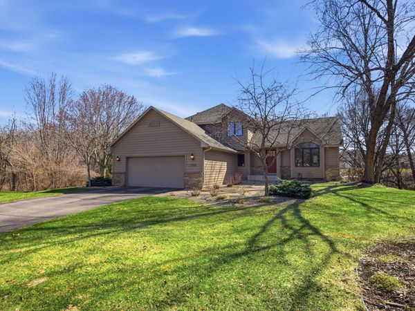 1100 Cherry Court, Burnsville, MN 55306