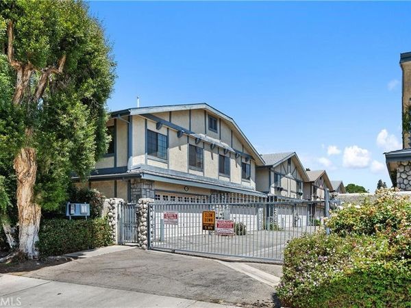 18435 Keswick Street, Unit 13, Reseda, CA 91335