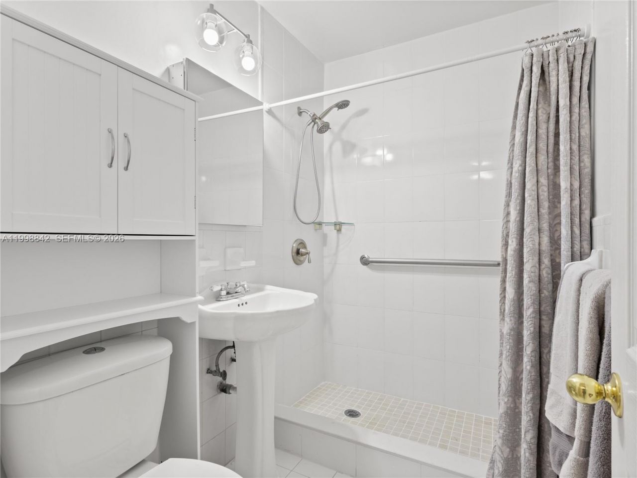 6665 NW 39th St , Virginia Gardens, FL 33166 Photo