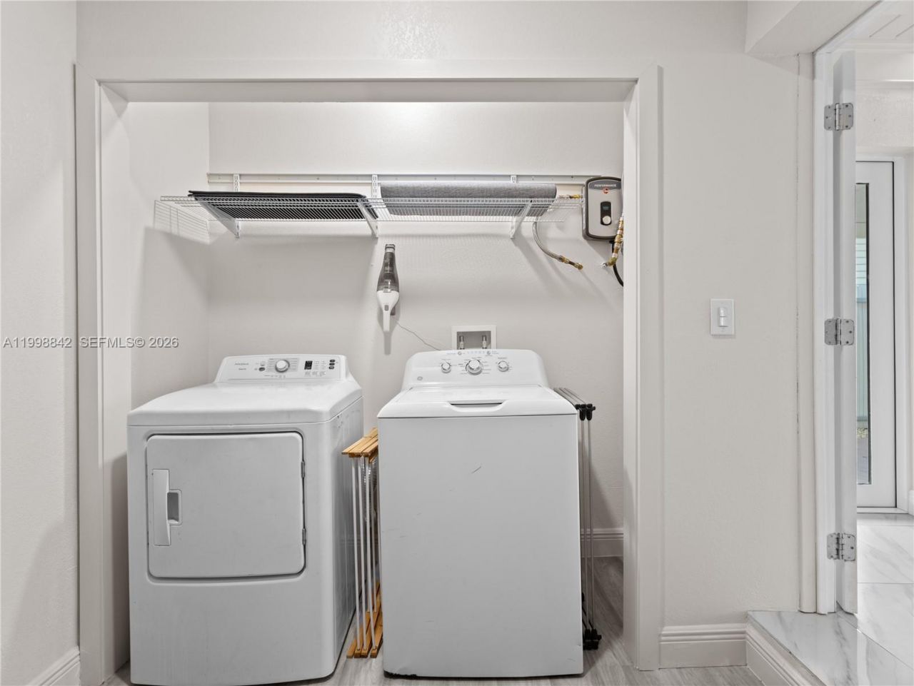 6665 NW 39th St , Virginia Gardens, FL 33166 Photo