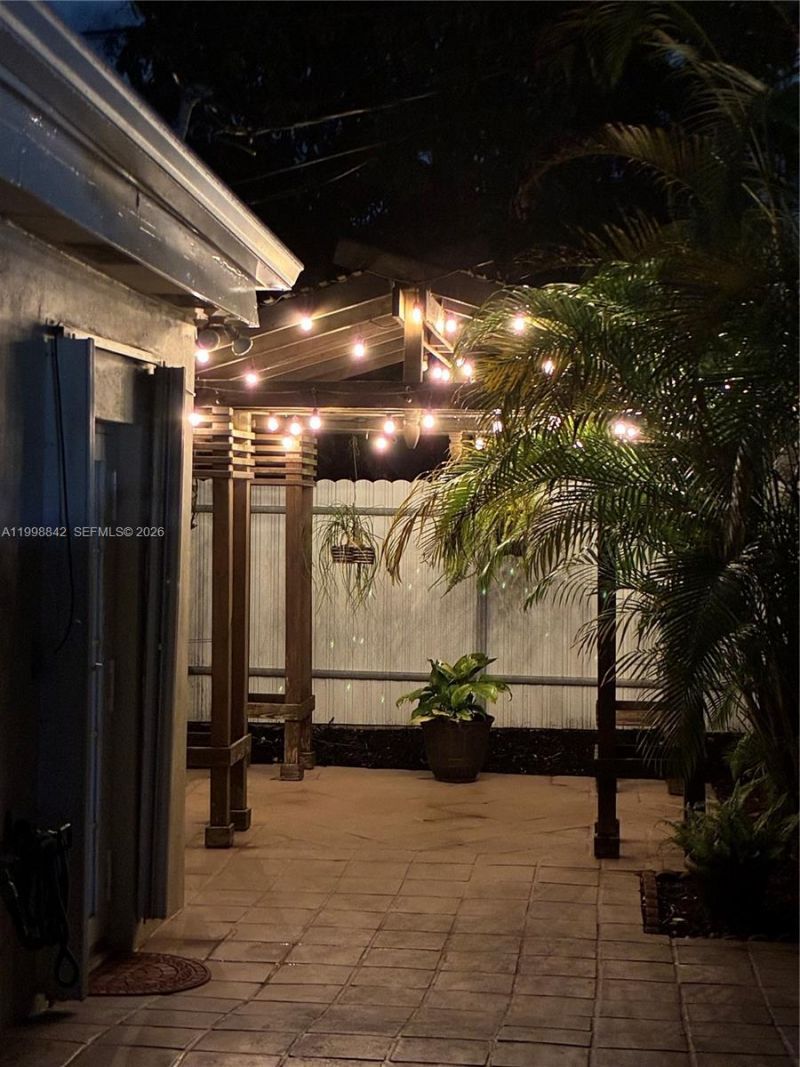 6665 NW 39th St , Virginia Gardens, FL 33166 Photo