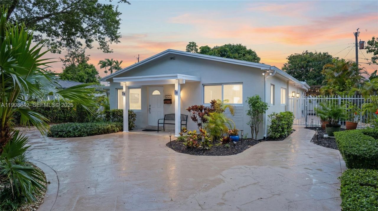 6665 NW 39th St , Virginia Gardens, FL 33166 Photo