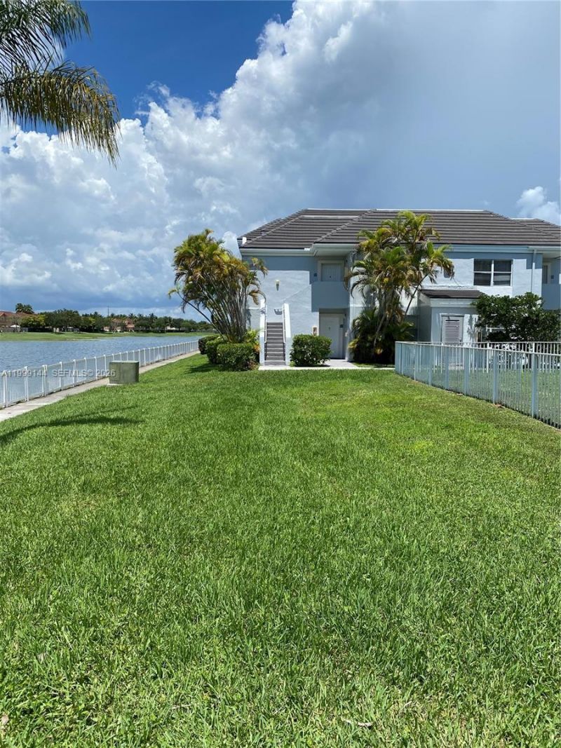 8500 SW 212th St, Unit 106, Cutler Bay, FL 33189 Photo