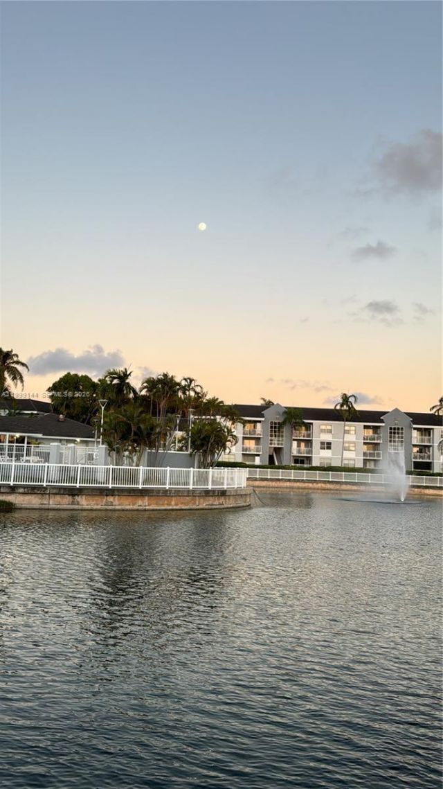 8500 SW 212th St, Unit 106, Cutler Bay, FL 33189 Photo