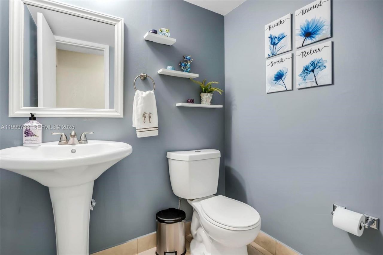 9210 Fontainebleau Blvd, Unit 104, Miami, FL 33172 Photo