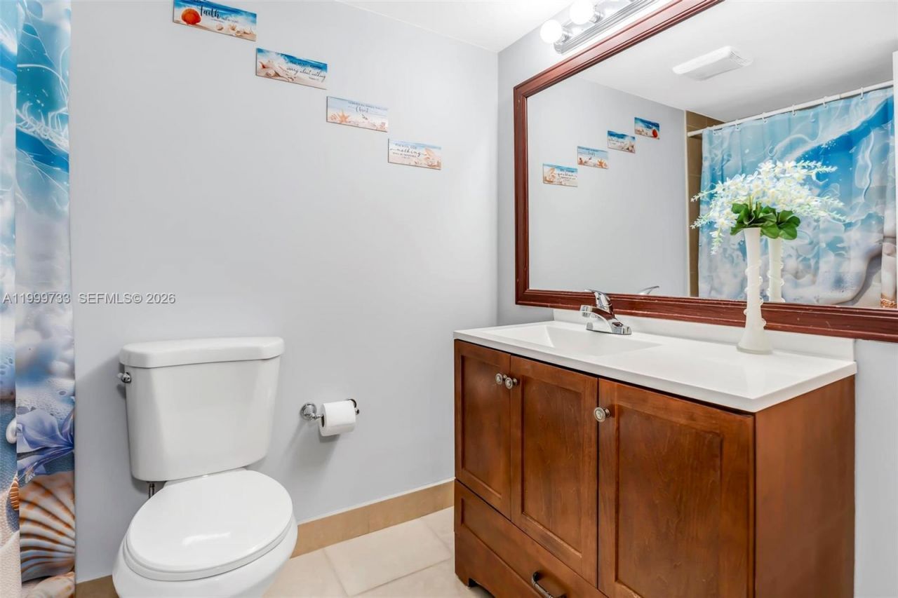 9210 Fontainebleau Blvd, Unit 104, Miami, FL 33172 Photo