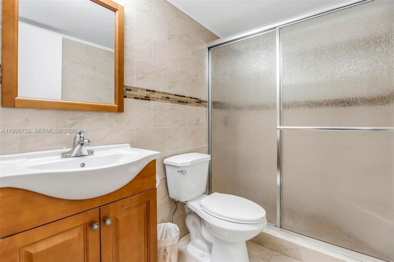 9210 Fontainebleau Blvd, Unit 104, Miami, FL 33172 Photo