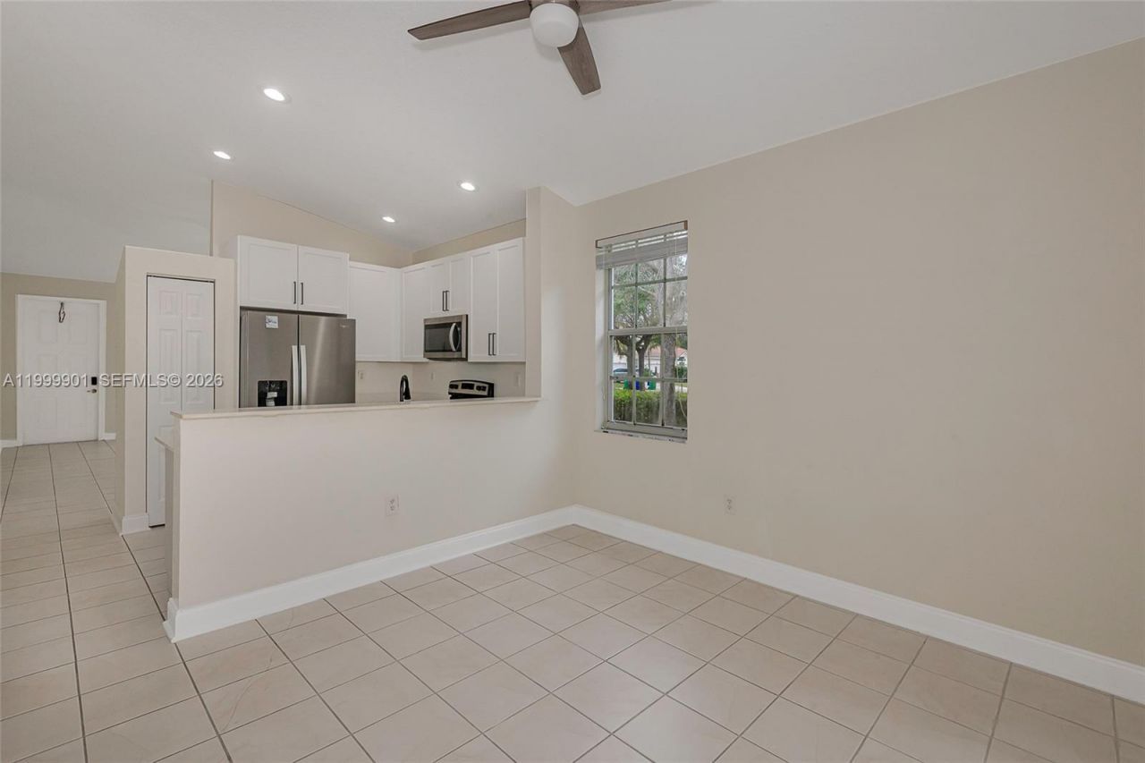 18823 SW 28th St, Miramar, FL 33029 Photo