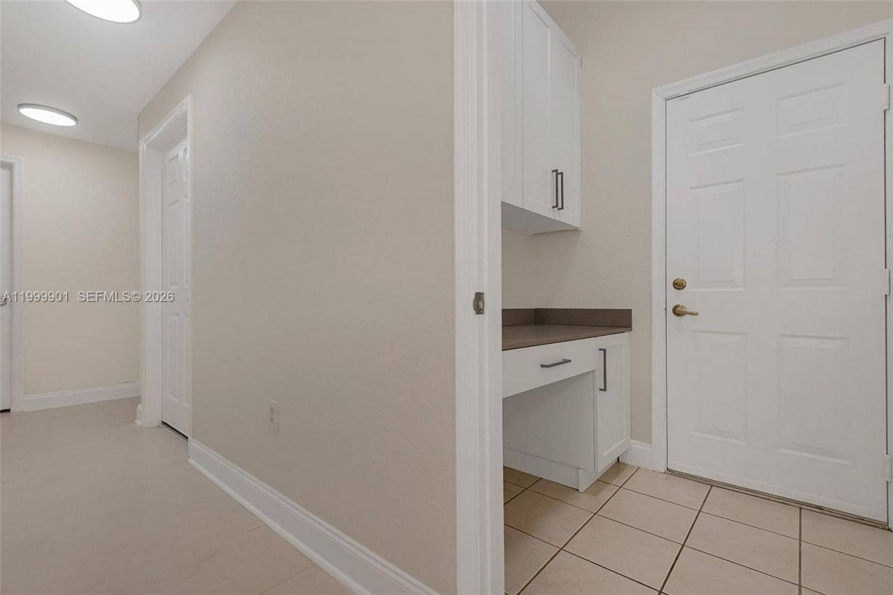 18823 SW 28th St, Miramar, FL 33029 Photo