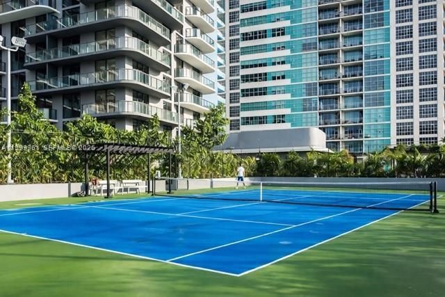 121 NE 34th St, Unit 814, Miami, FL 33137 Photo