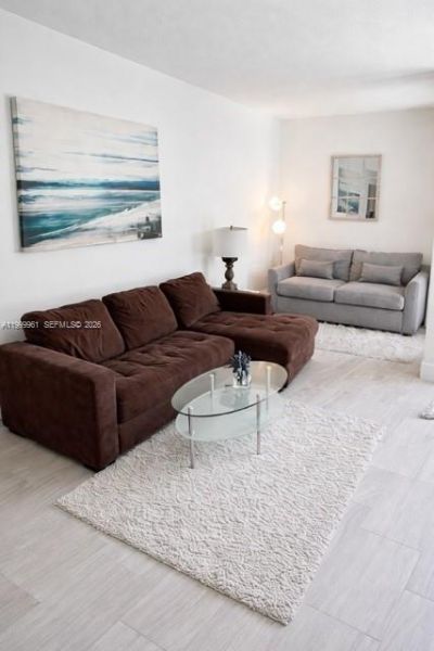 121 NE 34th St, Unit 814, Miami, FL 33137 Photo