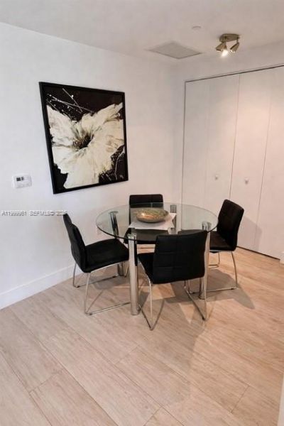 121 NE 34th St, Unit 814, Miami, FL 33137 Photo