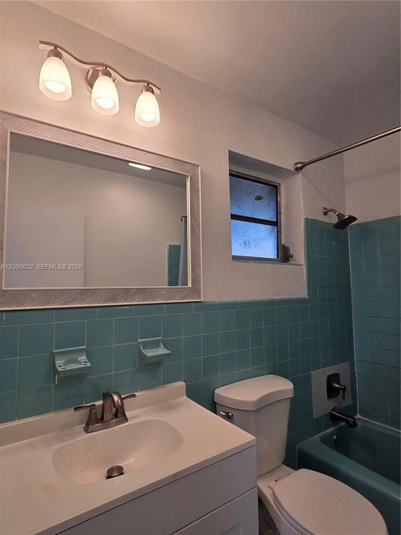 400 NE 142nd St, North Miami, FL 33161 Photo