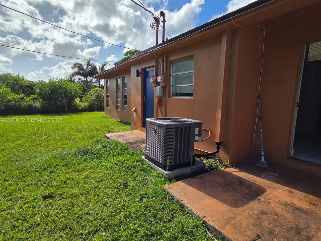 400 NE 142nd St, North Miami, FL 33161 Photo