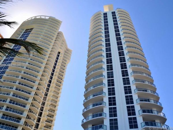 18683 Collins Ave, Unit 508, Sunny Isles Beach, FL 33160