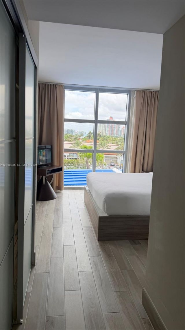 18683 Collins Ave, Unit 508, Sunny Isles Beach, FL 33160 Photo