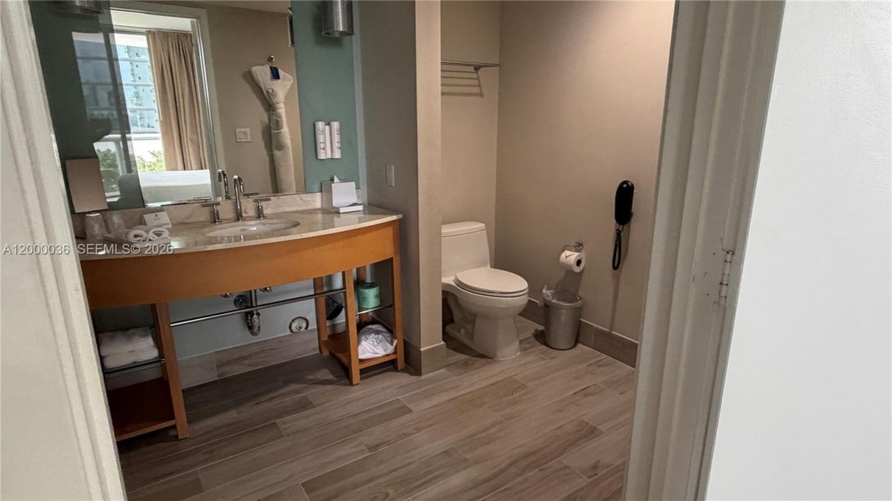 18683 Collins Ave, Unit 508, Sunny Isles Beach, FL 33160 Photo