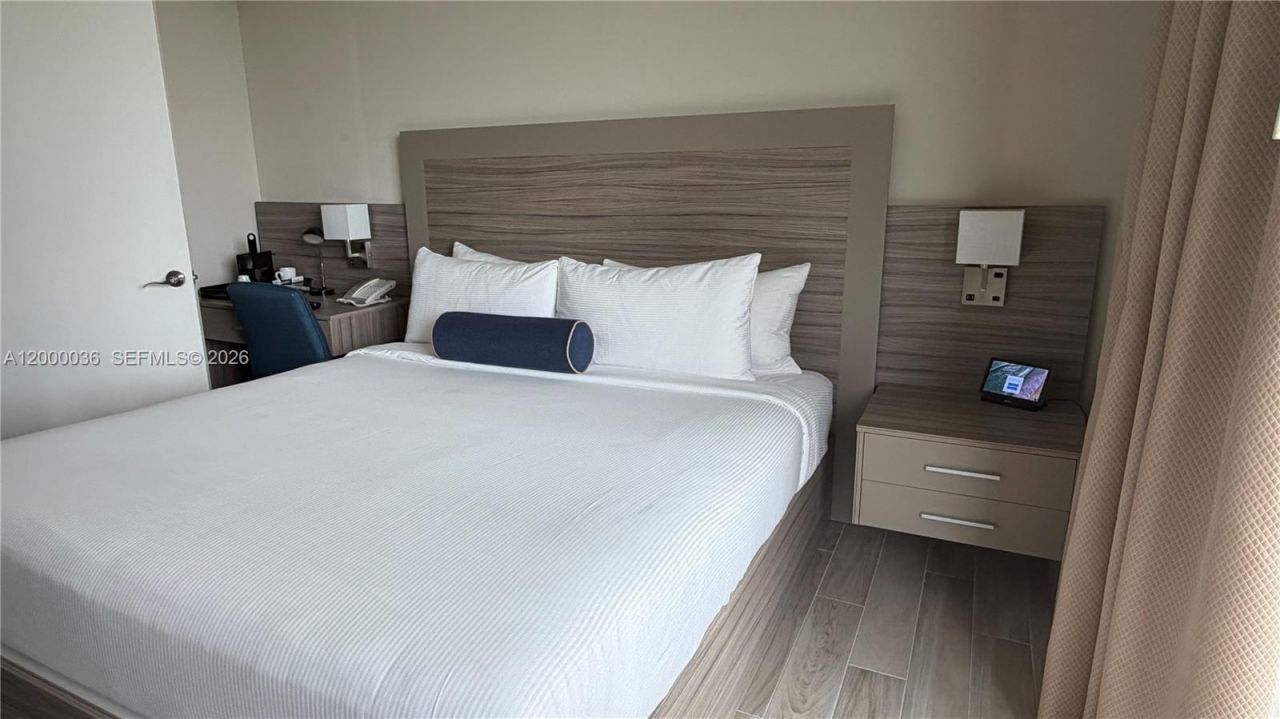 18683 Collins Ave, Unit 508, Sunny Isles Beach, FL 33160 Photo