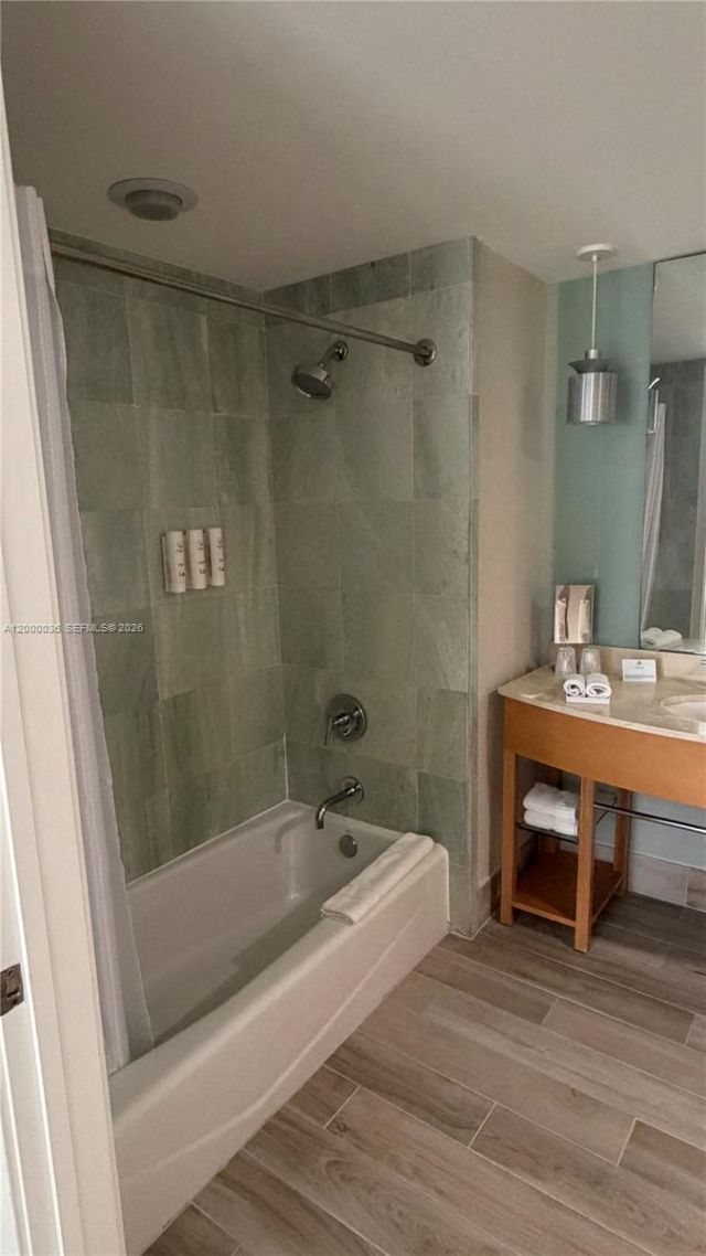 18683 Collins Ave, Unit 508, Sunny Isles Beach, FL 33160 Photo