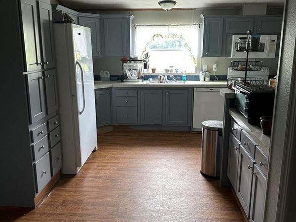 6859 SE 55th St, Trenton, FL 32693