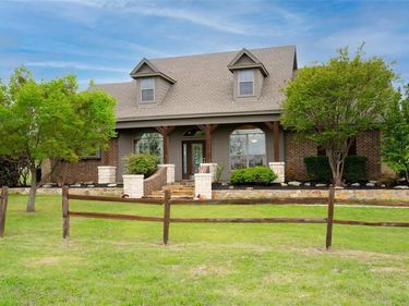 8801 Wagley Robertson Road, Fort Worth, TX 76131