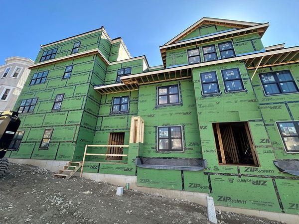 61 Montebello, Unit 1, Boston, MA 02130