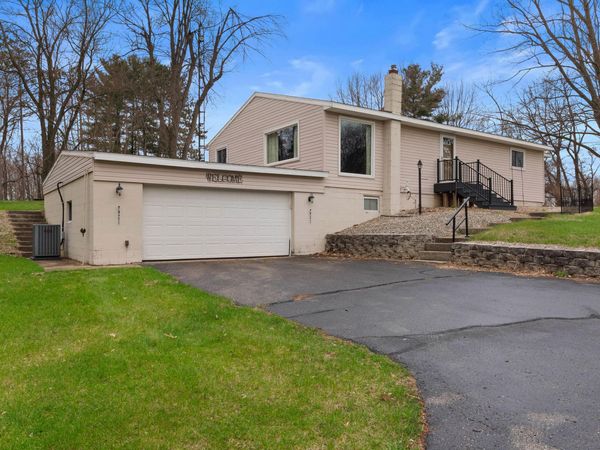 7200 N Waldron Road, Jerome, MI 49249