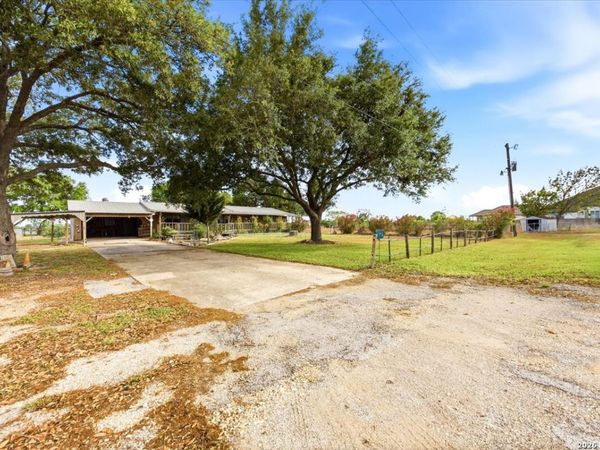 176 Golden Mdw, Cibolo, TX 78108