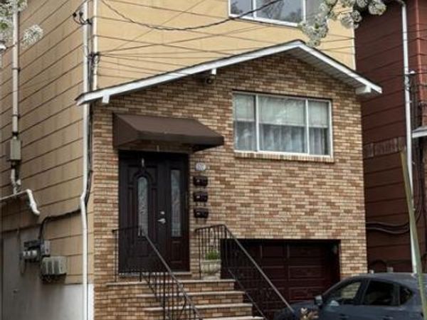 608 Bergen 3, HARRISON, NJ 07029