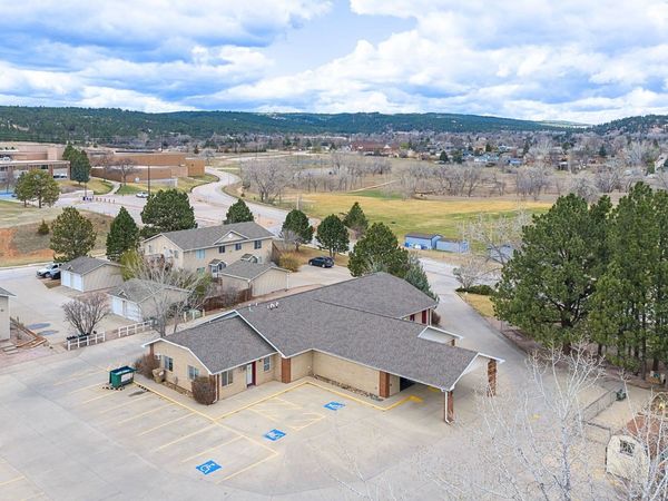 4021 Range Rd, Rapid City, SD 57702