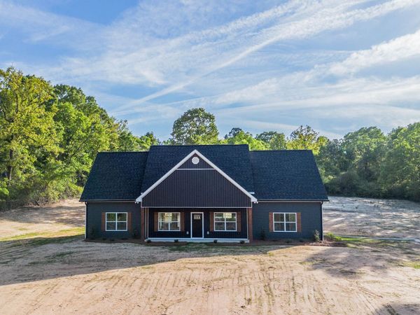 1420 Gunters Mill Road, Byron, GA 31008