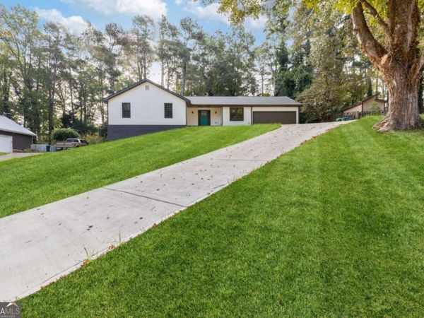 3846 Teresa Terrace SW, Lilburn, GA 30047