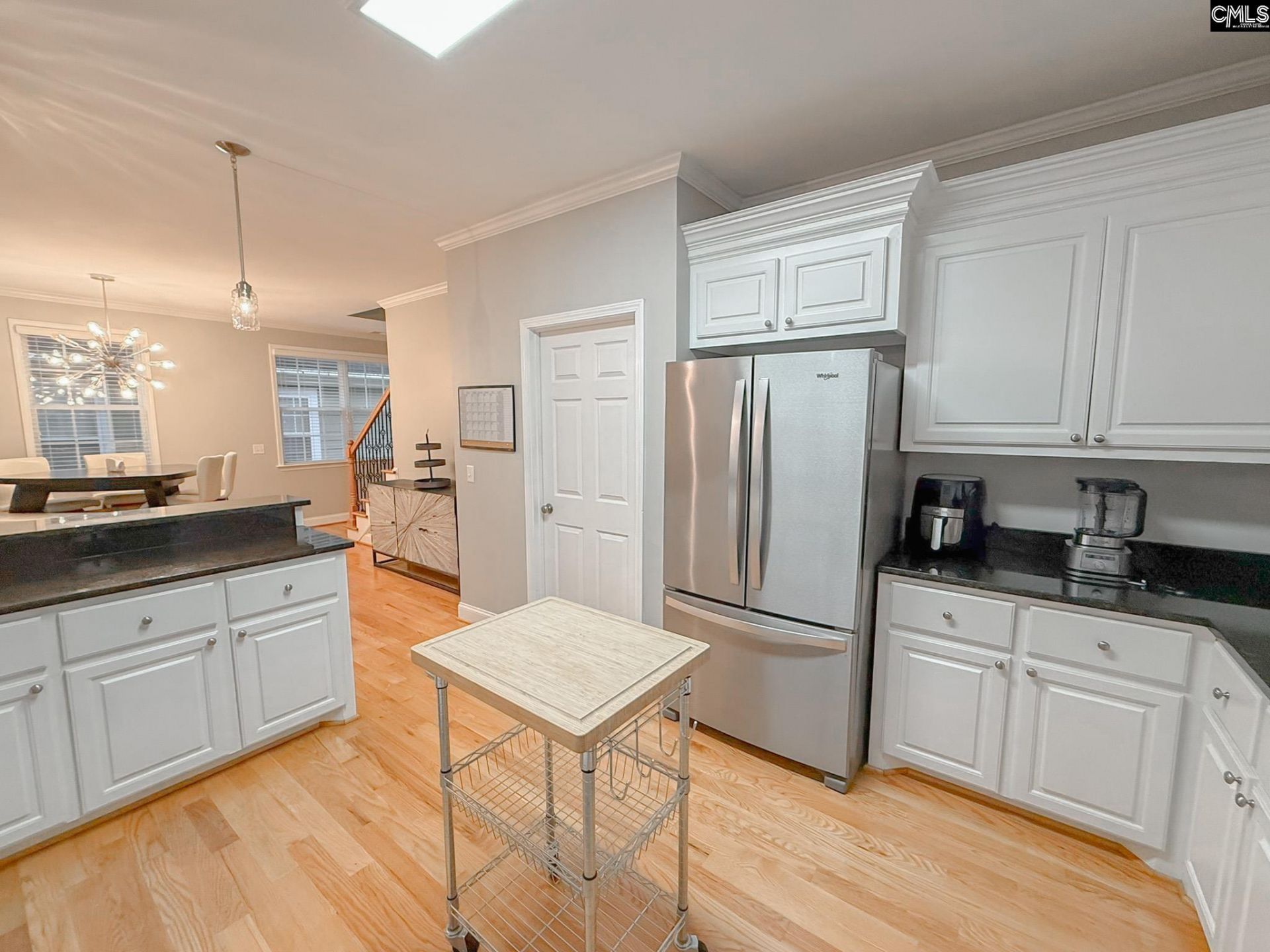 2410 Superior Street Photo 12