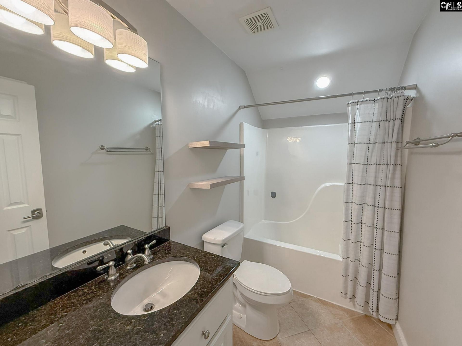 2410 Superior Street Photo 22