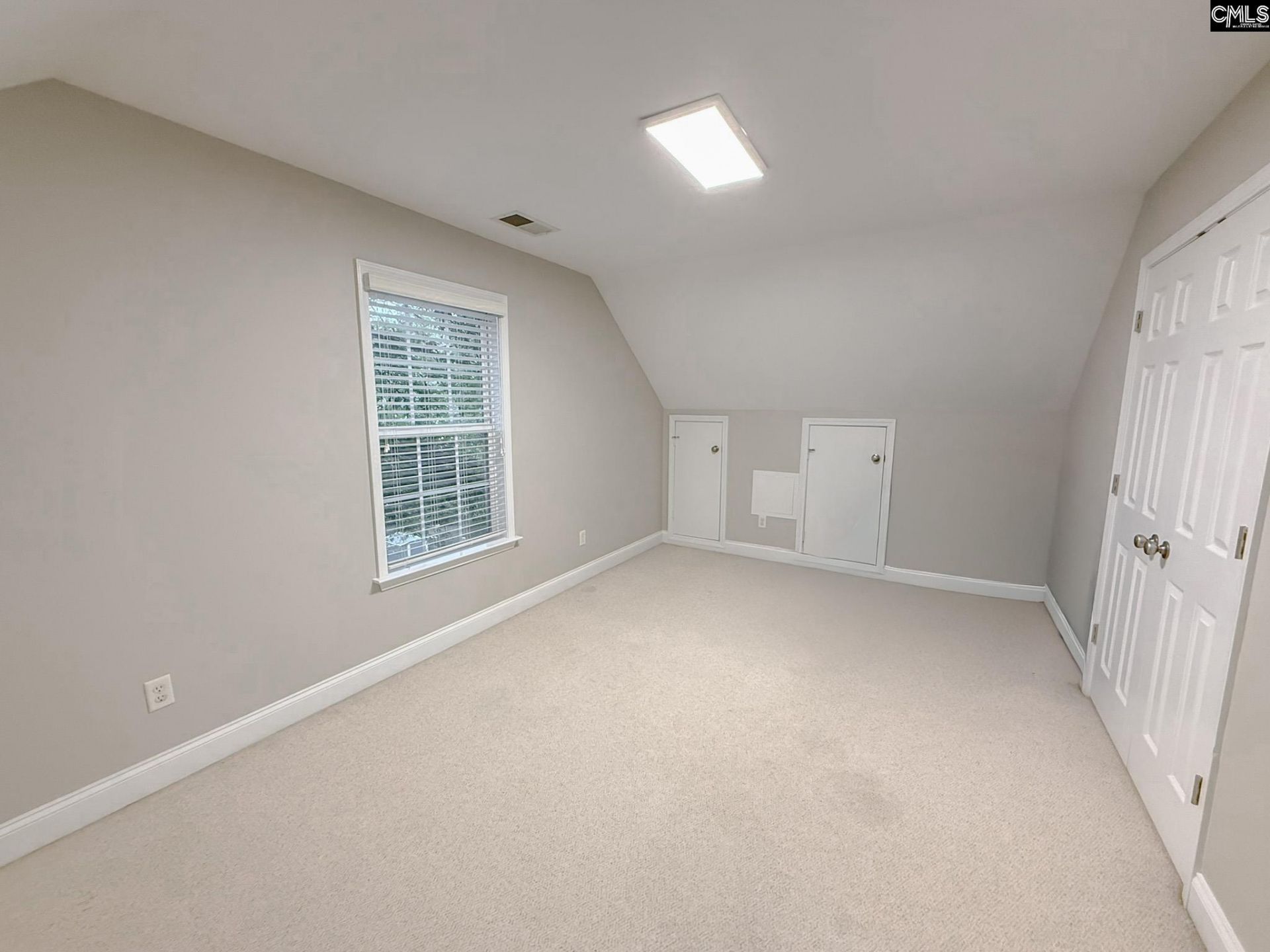 2410 Superior Street Photo 24