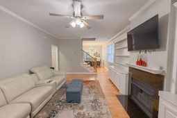 2410 Superior Street photo 4