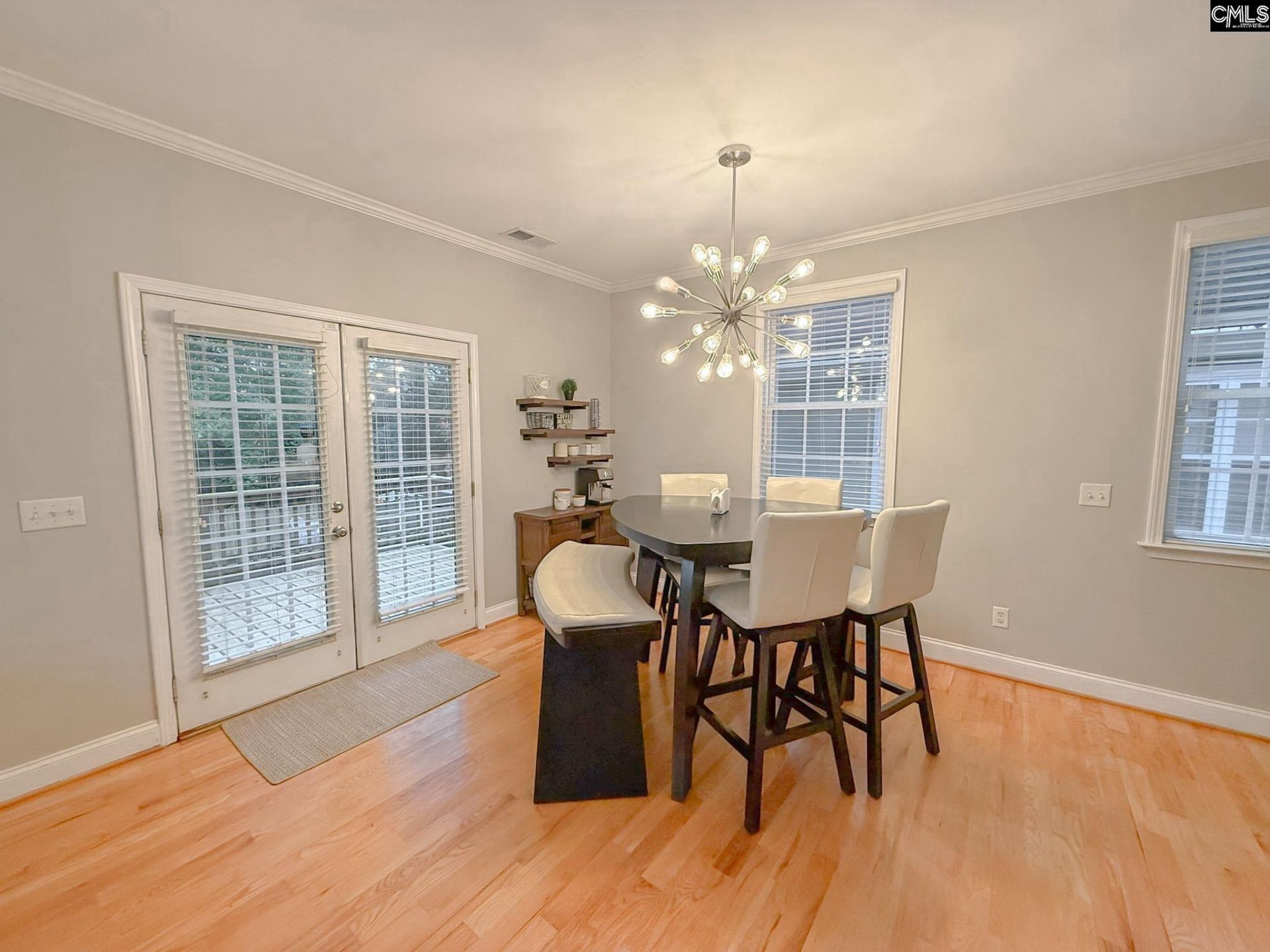 2410 Superior Street Photo 8