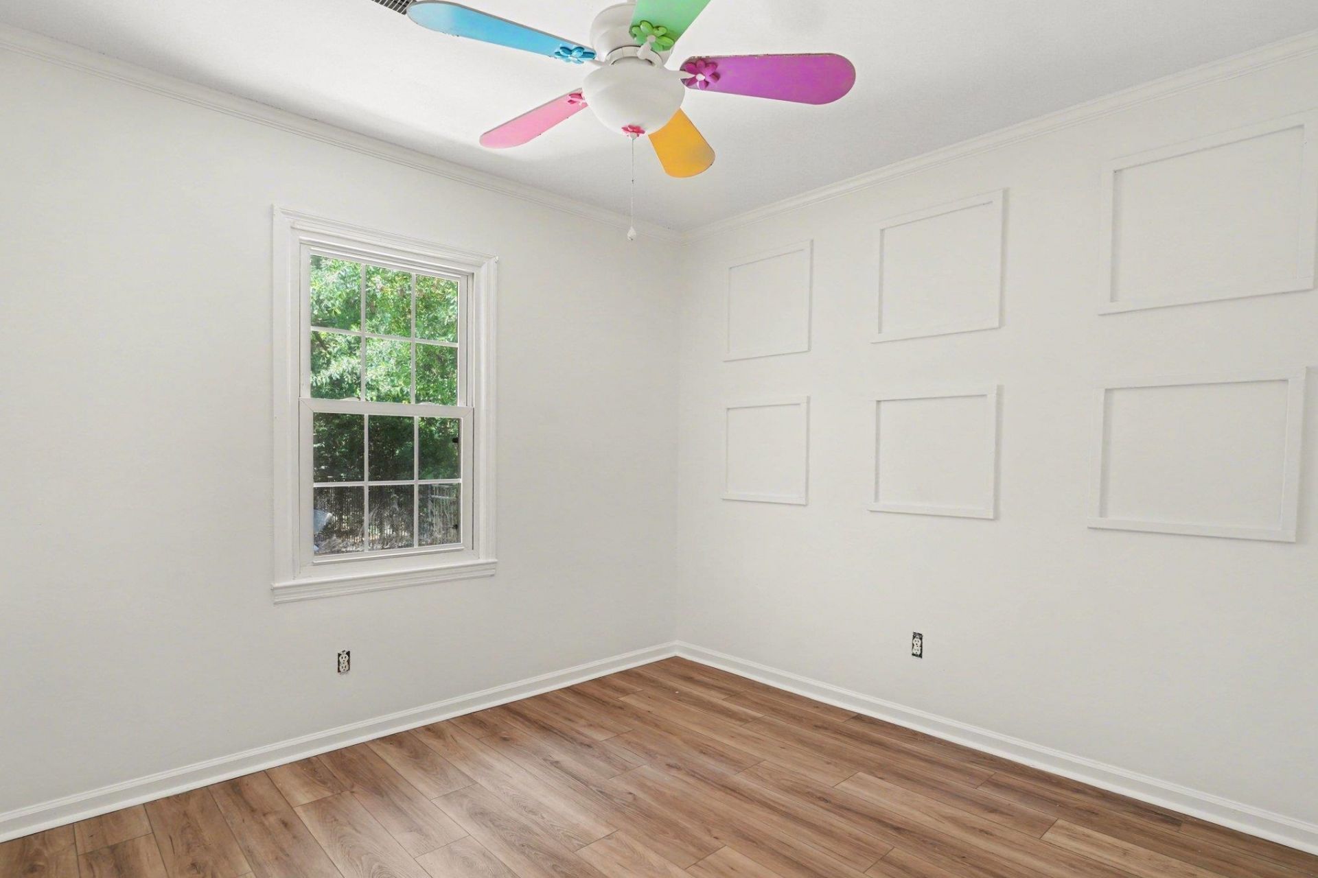 1305 Barker St. Photo 17