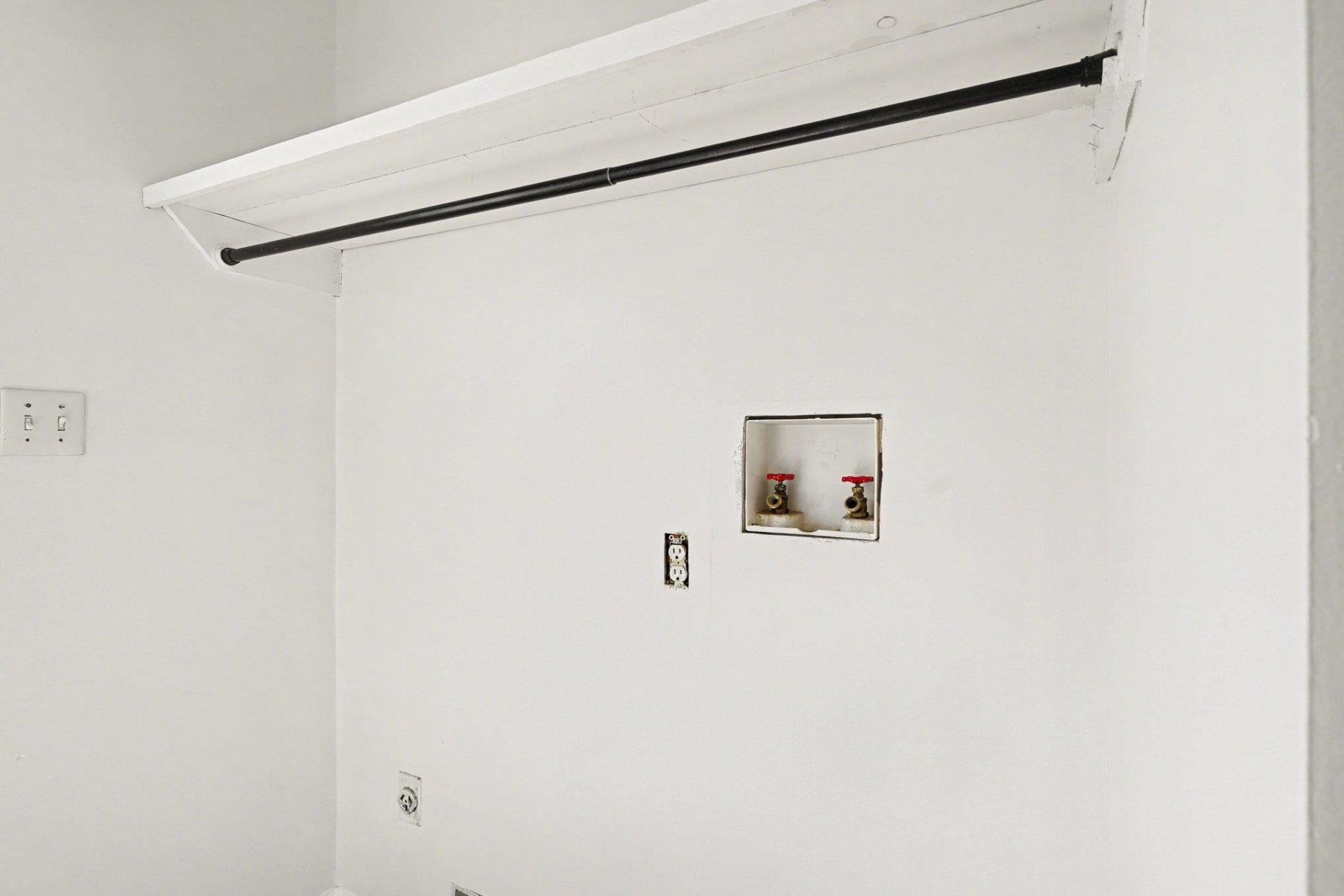 1305 Barker St. Photo 22